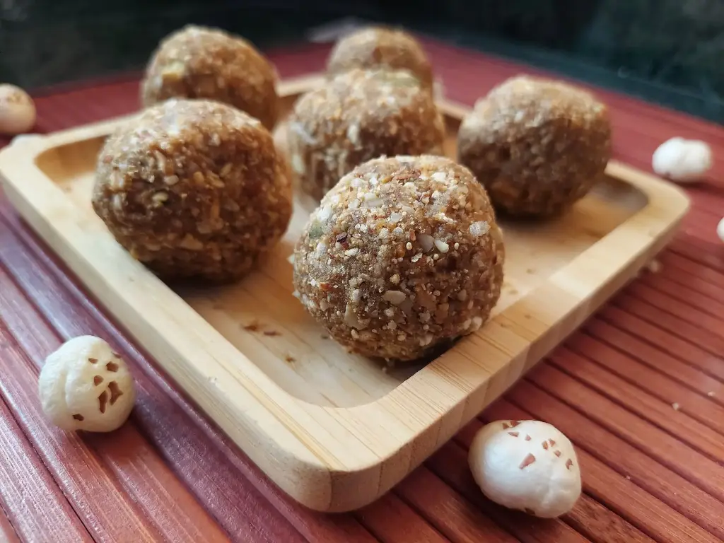 Makhana Laddoo (500 gm)