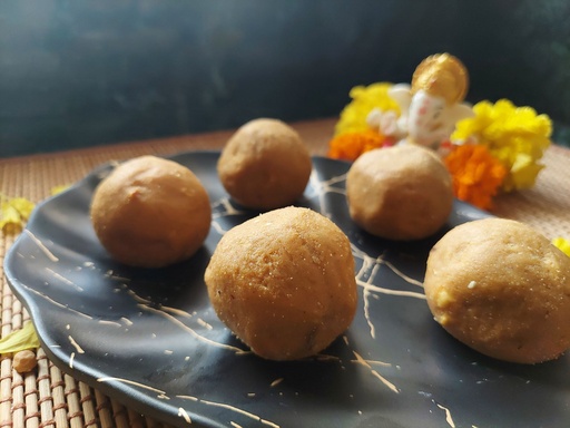 Besan Ladoo (500 gm)